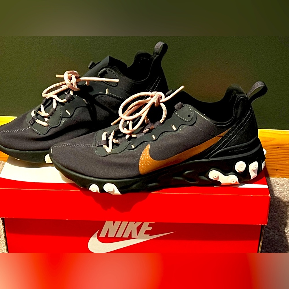 Women’s Nike Shoes